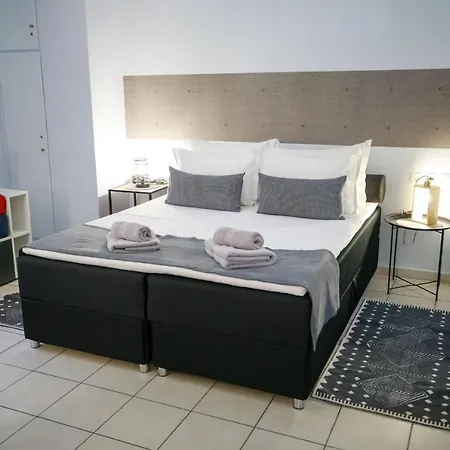 Adriana's Downtown Studio-parking Lot Included * Patras