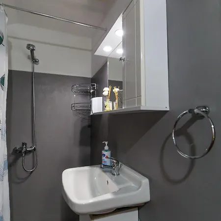 Adriana's Downtown Studio-parking Lot Included Appartement Patras